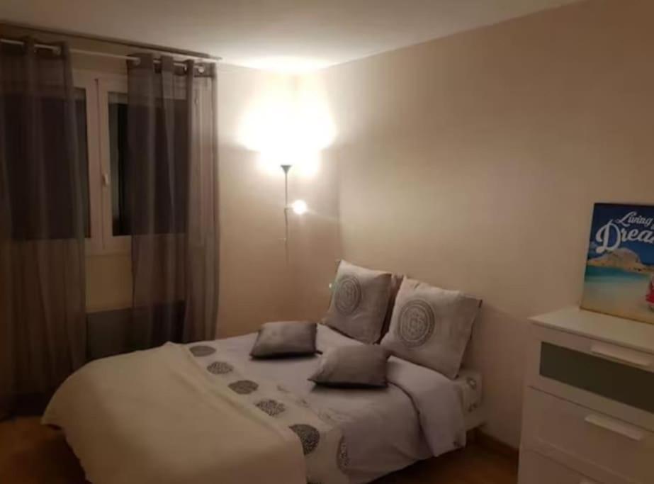 Le Rouennais Et Son Parking Prive Apartment Exterior photo